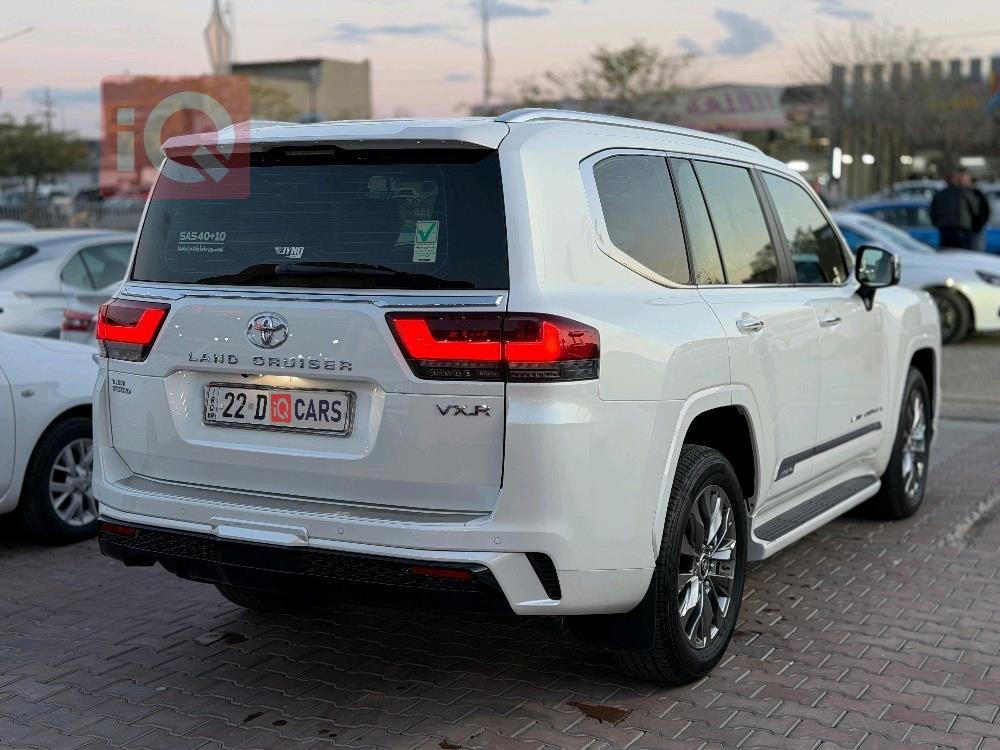 تويوتا لاندكروزر